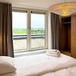 Vila Premium Island Villas, Parc Maasresidence