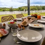 Vila Premium Island Villas, Parc Maasresidence