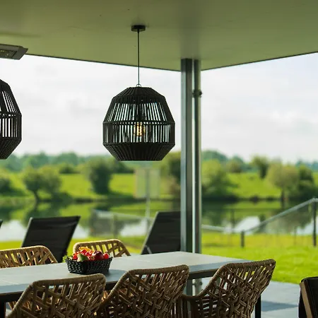 Premium Island Villas, Parc Maasresidence Villa *