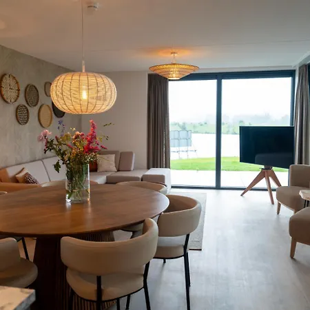 Villa Premium Island Villas, Parc Maasresidence