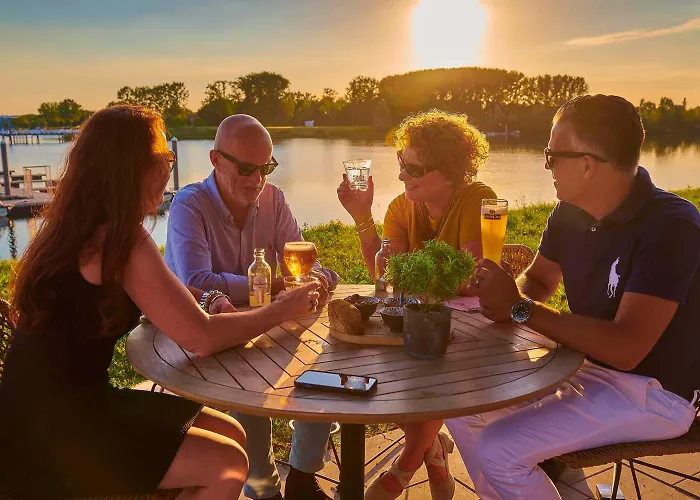 Villa Premium Island Villas, Parc Maasresidence