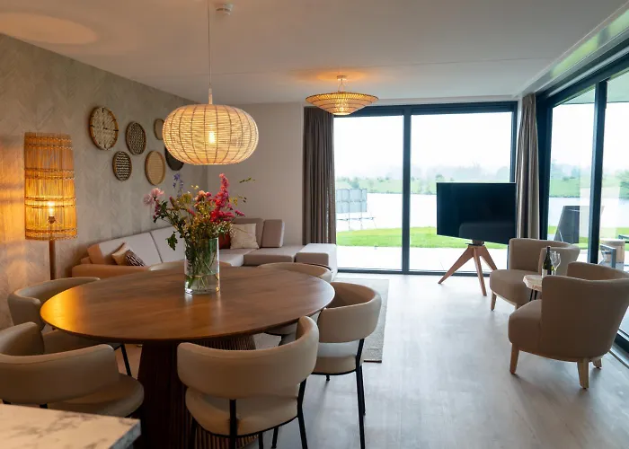 Villa Premium Island Villas, Parc Maasresidence