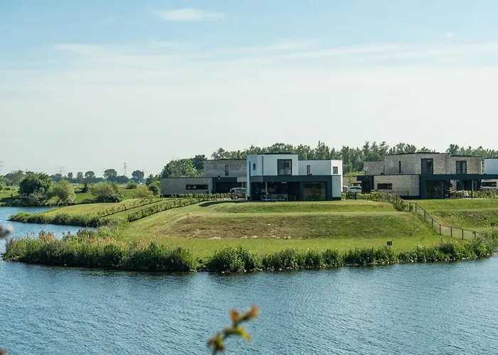 Premium Island Villas, Parc Maasresidence *