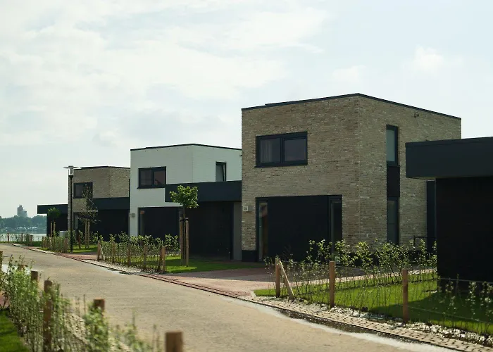 Premium Island Villas, Parc Maasresidence *